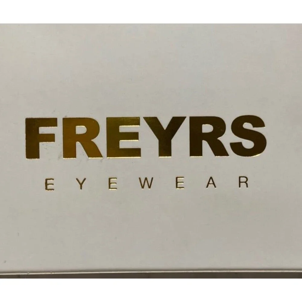 2 a T Boutique brand freyrs